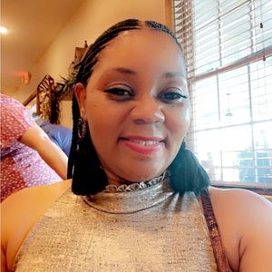 Meet your Posher, Kina